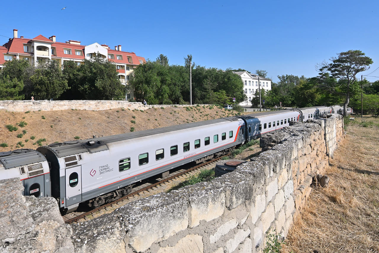 Поезд №163/164 Москва – Феодосия стал ежедневным