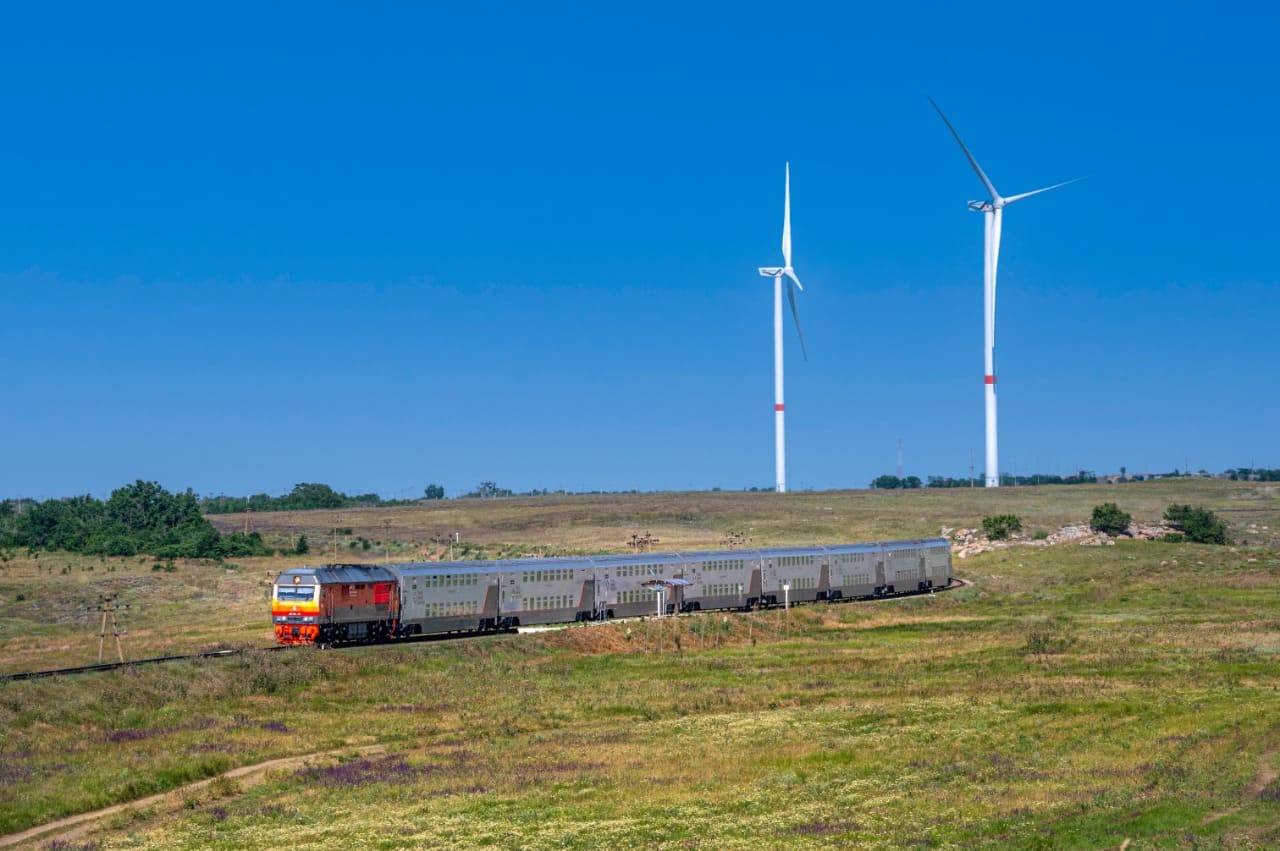 «Гранд Сервис Экспресс» открывает продажу билетов на двухэтажный поезд №168/167 Москва – Симферополь