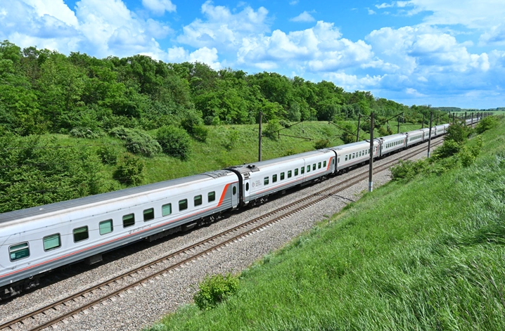 «Гранд Сервис Экспресс» продлевает курсирование дополнительного поезда №177/178