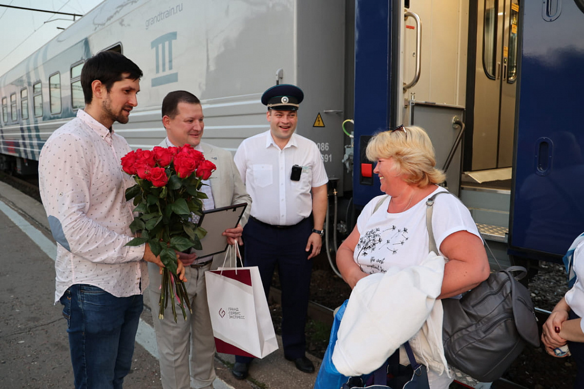 Поезда «Таврия» перевезли 10 миллионов пассажиров